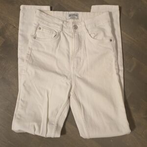 Zara White Skinny Jeans